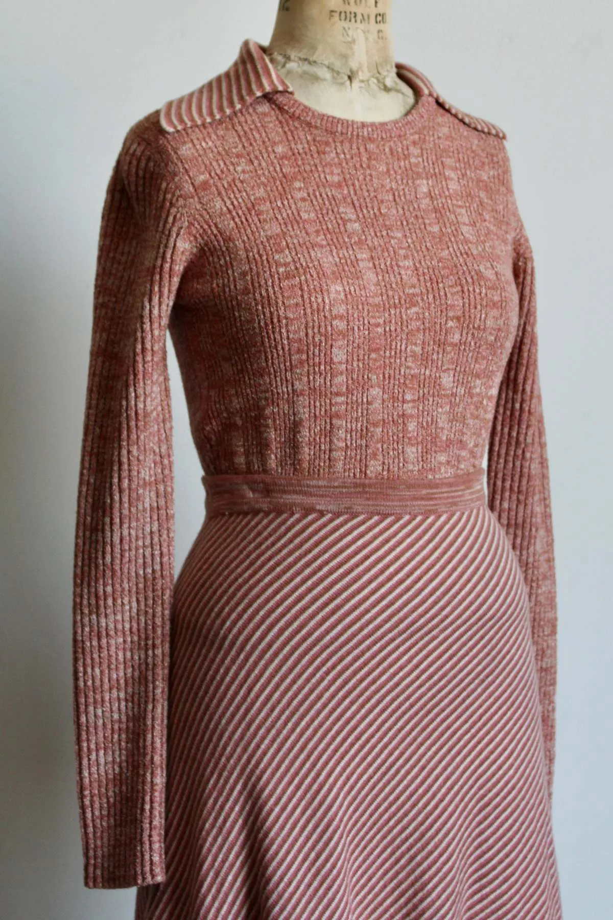 1970s  Wool Knit Dress Set - Salmon Pink Stripe