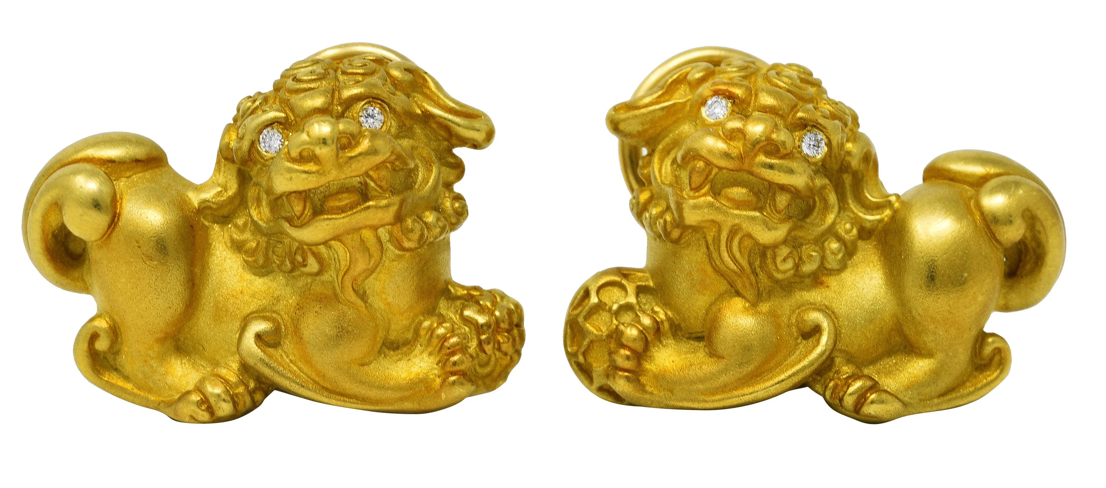 2002 Kieselstein-Cord Diamond 18 Karat Yellow Gold Foo Dog Ear-Clip Earrings