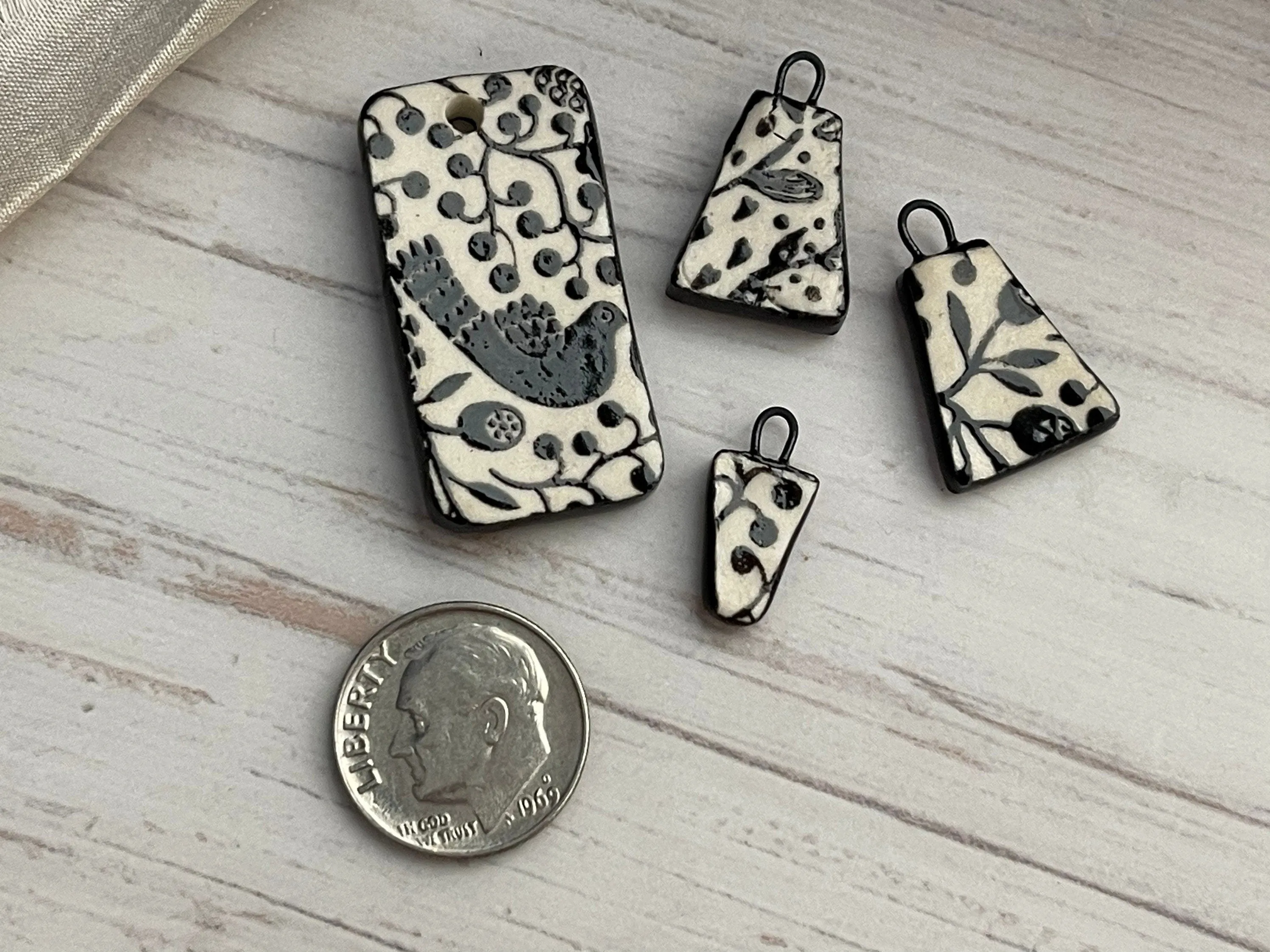 Black Bead Set, Porcelain Beads, Bird Bead Set, Ceramic Charms, Jewelry Making Components, DIY Earring Beads, Pendant