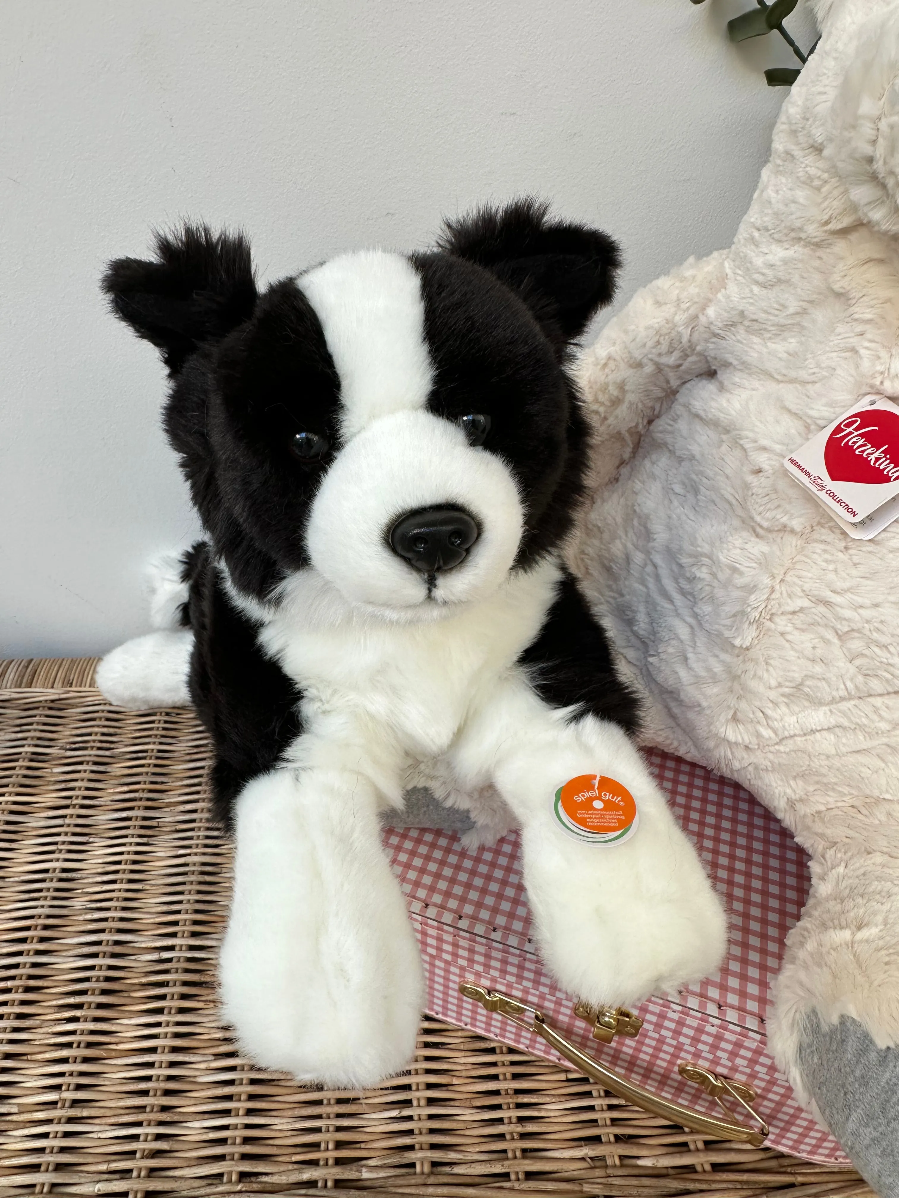 Border Collie Plush 45cm Hermann Teddy Bear Lying Puppy Dog.