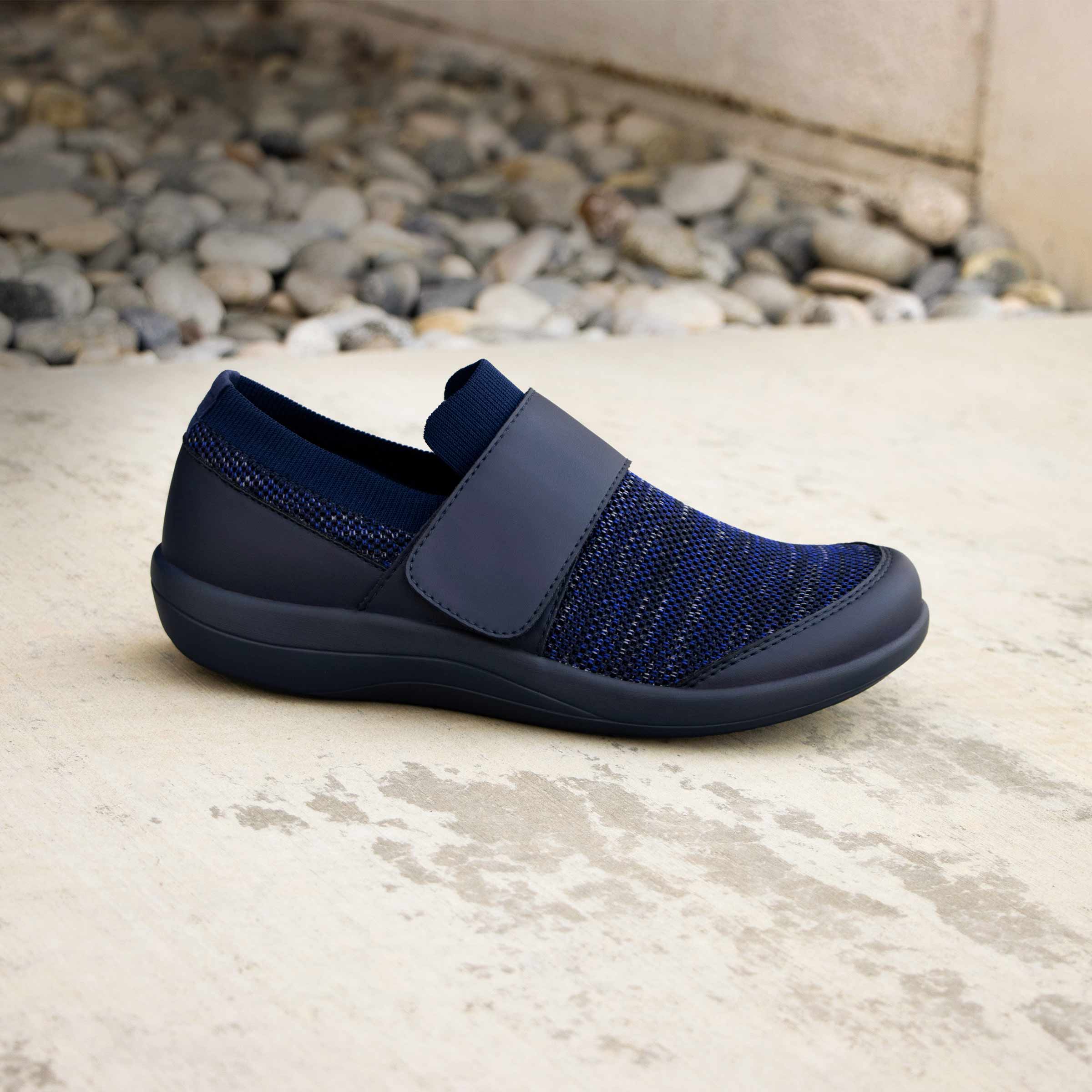 Dasher Navy Multi Shoe