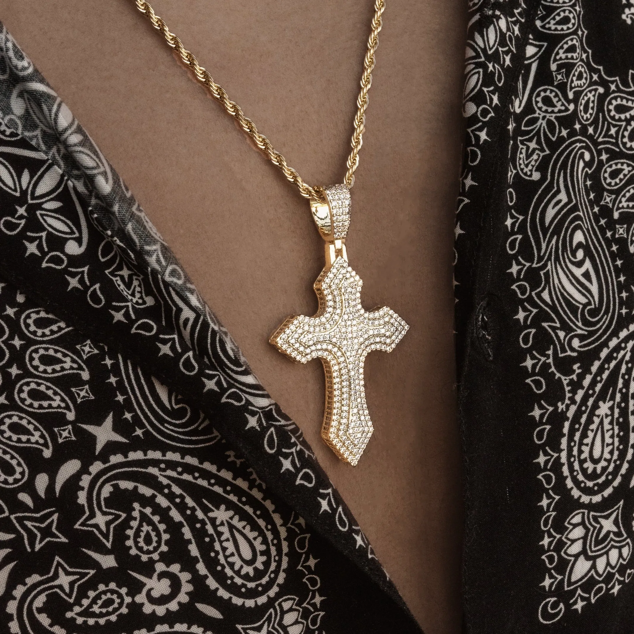 Diamond Royal Cross Necklace Pendant & Rope Chain