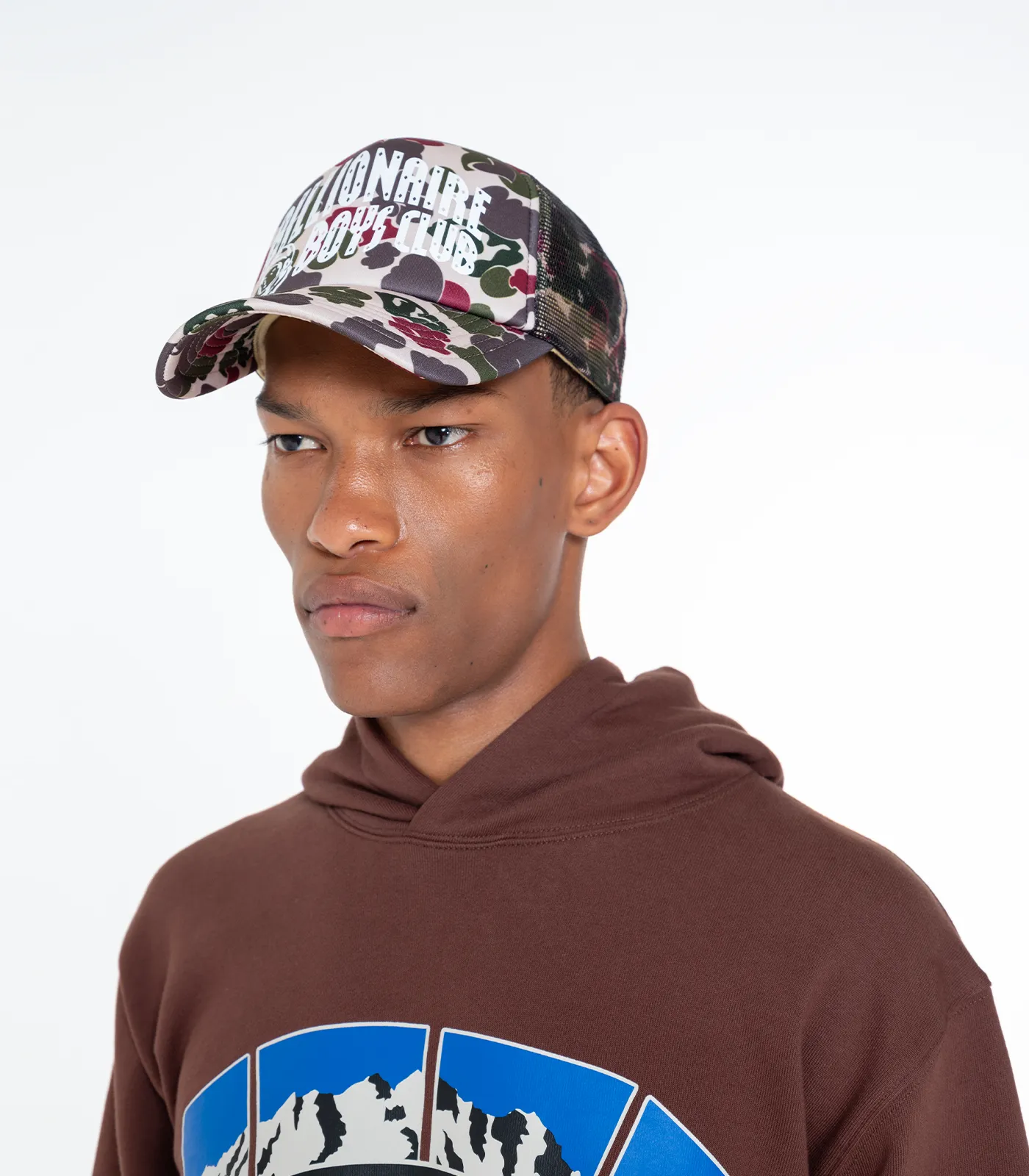 DUCK CAMO ARCH LOGO TRUCKER - MULTI CAMO