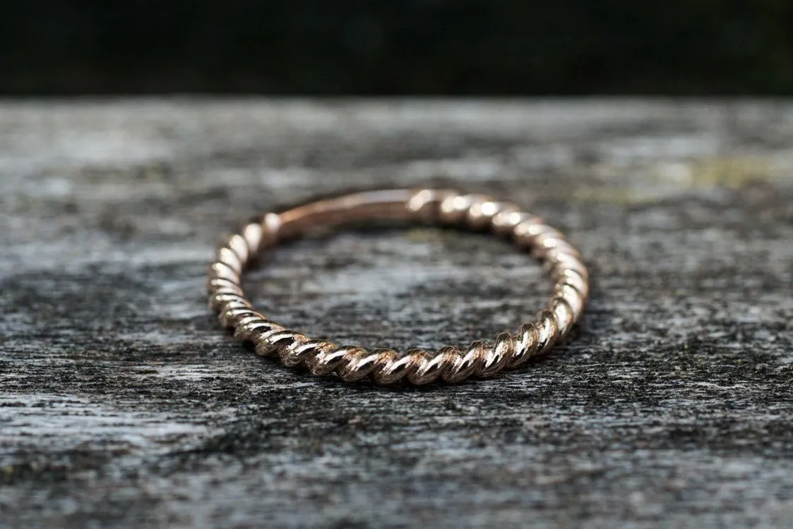 Gold Twined Rope Twist Ring