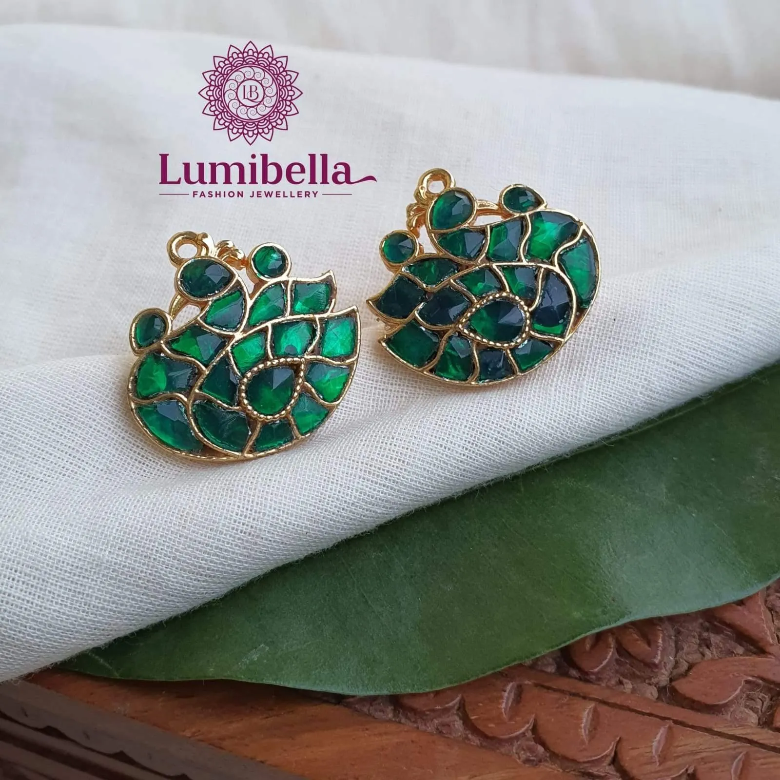 Green Jadau Bird Studs