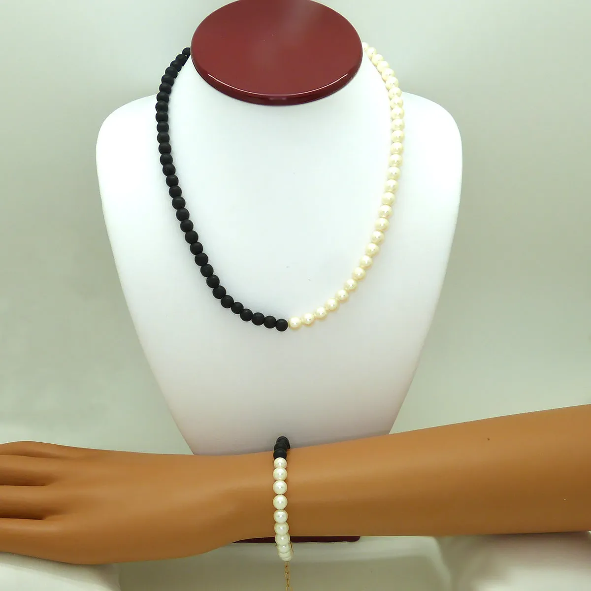 Instagram look 50/50 Fresh Water Pearl and Black Onyx Necklace Bracelet by bara boheme