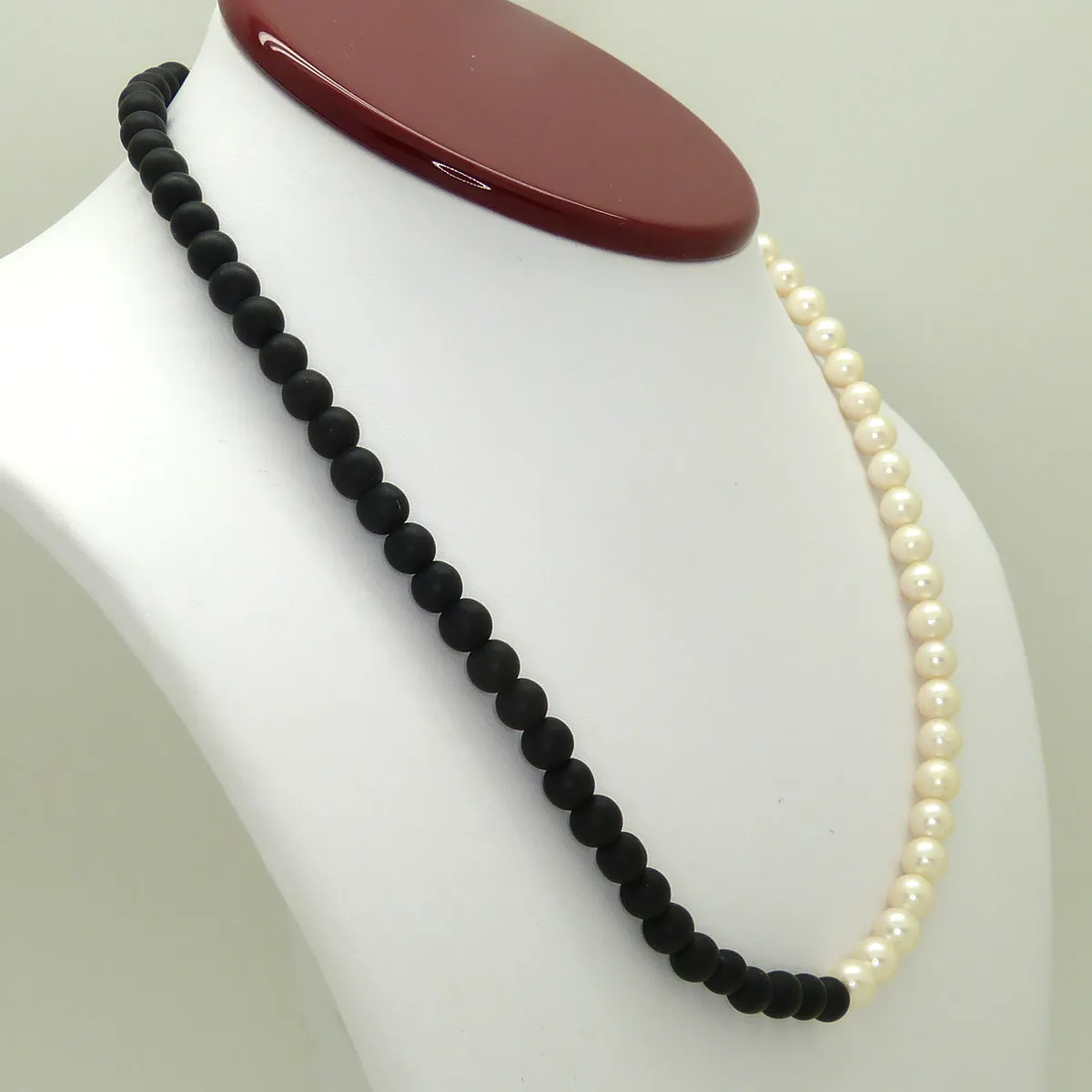 Instagram look 50/50 Fresh Water Pearl and Black Onyx Necklace Bracelet by bara boheme