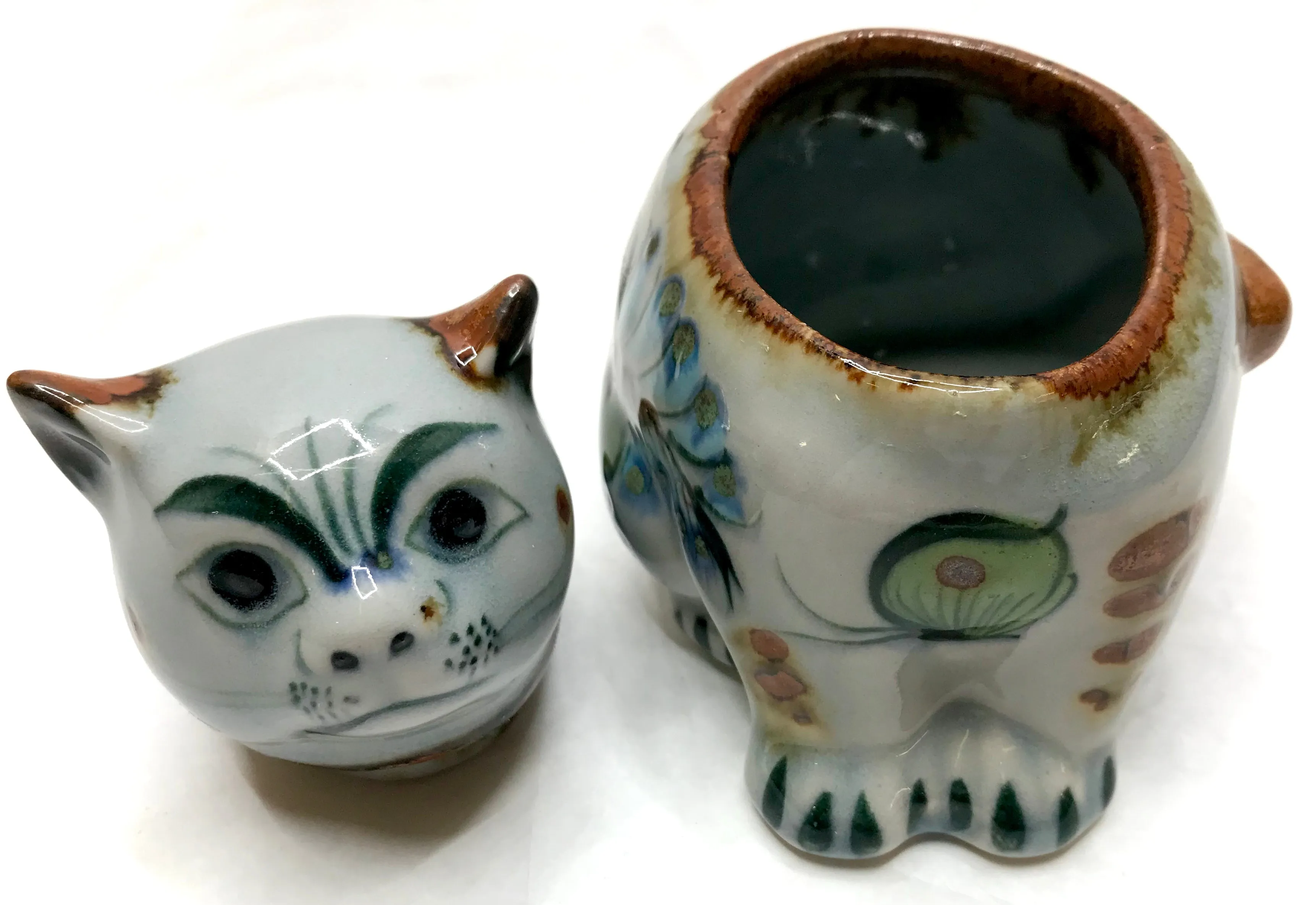 Ken Edwards Pottery Cat Sugar Bowl with Cat's Head Lid in stoneware  (KE.UV23)