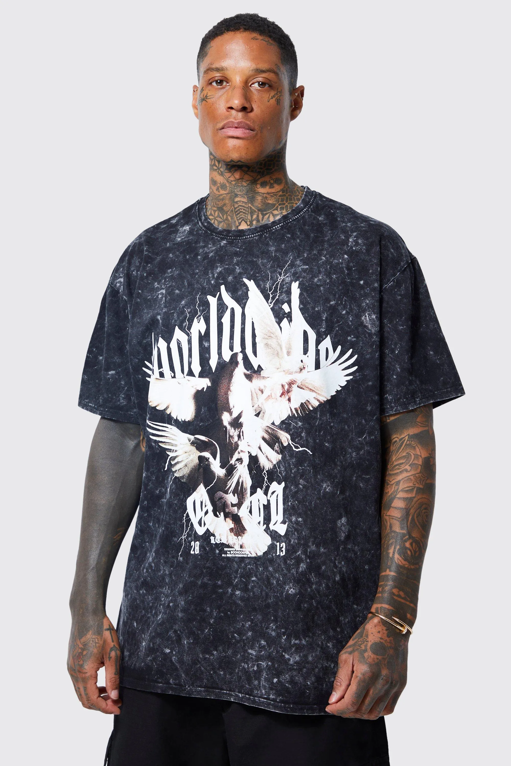 Oversized Bird Acid Wash Graphic T-shirt