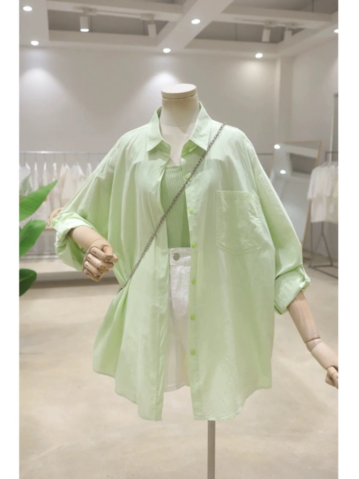 Rollable sleeves, breathable, fresh color, 2024 summer loose, slim, mid-length cotton sunscreen thin long-sleeved shirt for wome