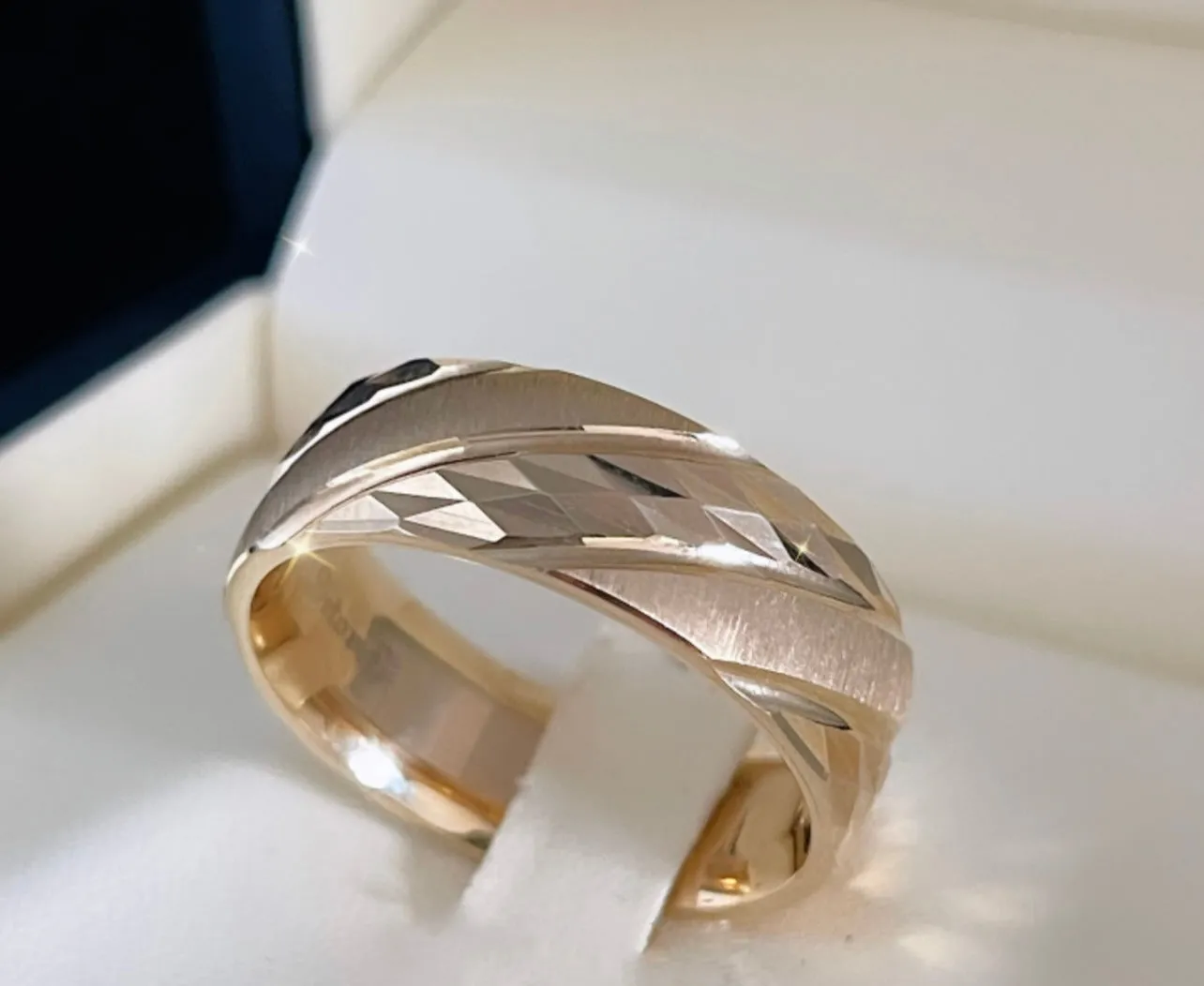 Wedding band WB101